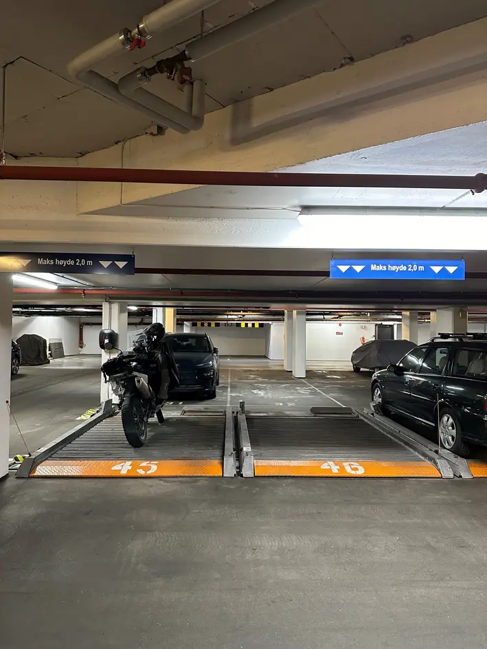 Garasjeplass i nyere og luftig anlegg | Mulighet for elbillader | Kameraovervåkning photo 4