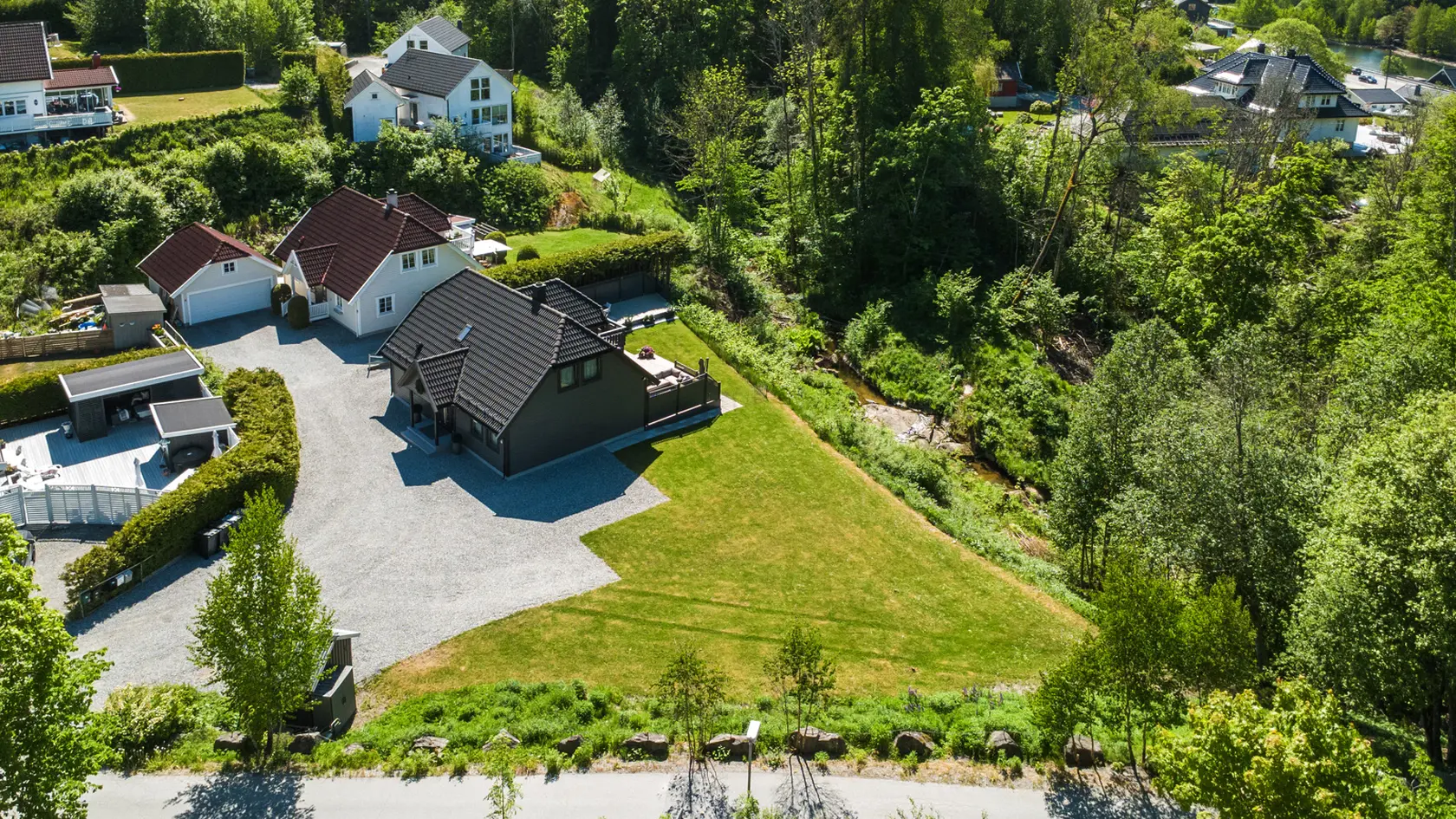 Nesset/Vinterbro - Boligtomt - Nærhet til sjøen - Hyggelig boligområde photo 5