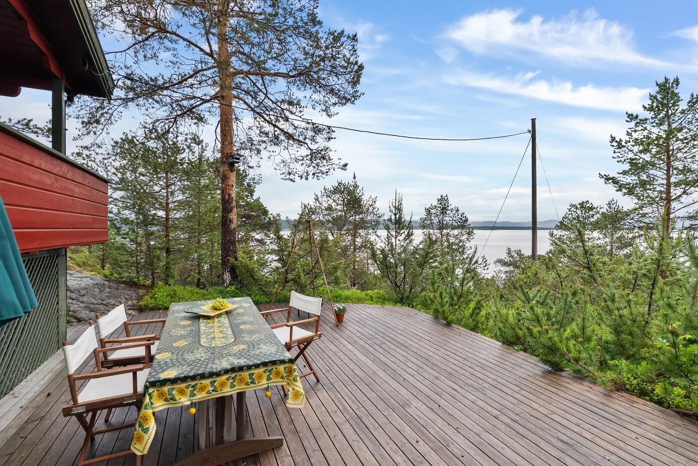 Fritidsbolig på Kistrand med flott utsikt og gode solforhold | Innlagt strøm | Kun ca. 25 min kjøretur fra Bodø - More