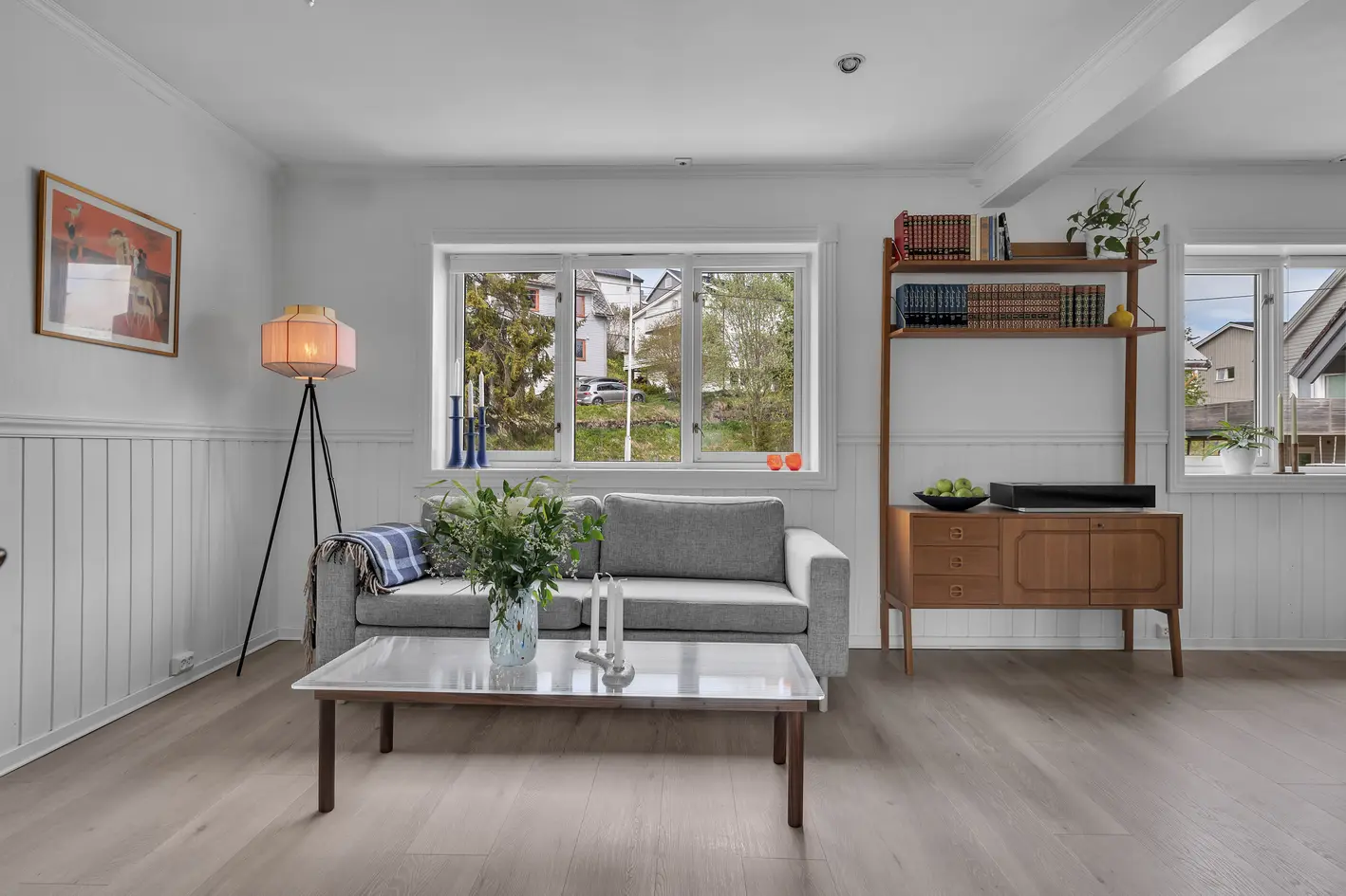 Innholdsrik halvpart av tomannsbolig | Garasje | Stor terrasse | Mulighet for utleie - More
