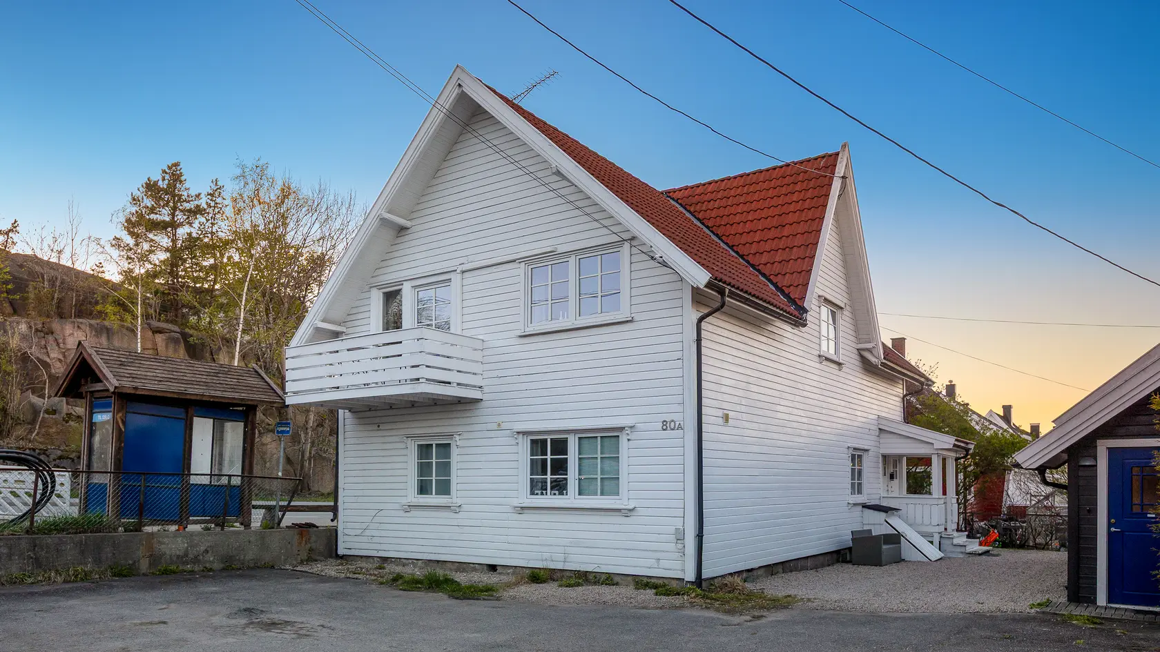 Særpreget 4- roms leilighet med balkong og idyllisk beliggenhet nære Glomma og sentrum photo 3