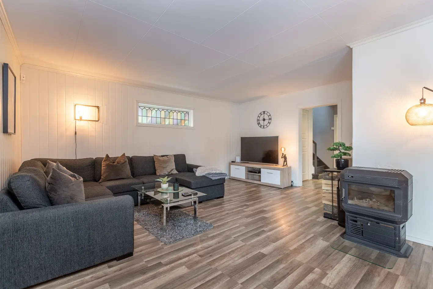 Familiebolig i rolige omgivelser - 3 soverom - Stor hage - Garasje - Gode solforhold! – pohled 5