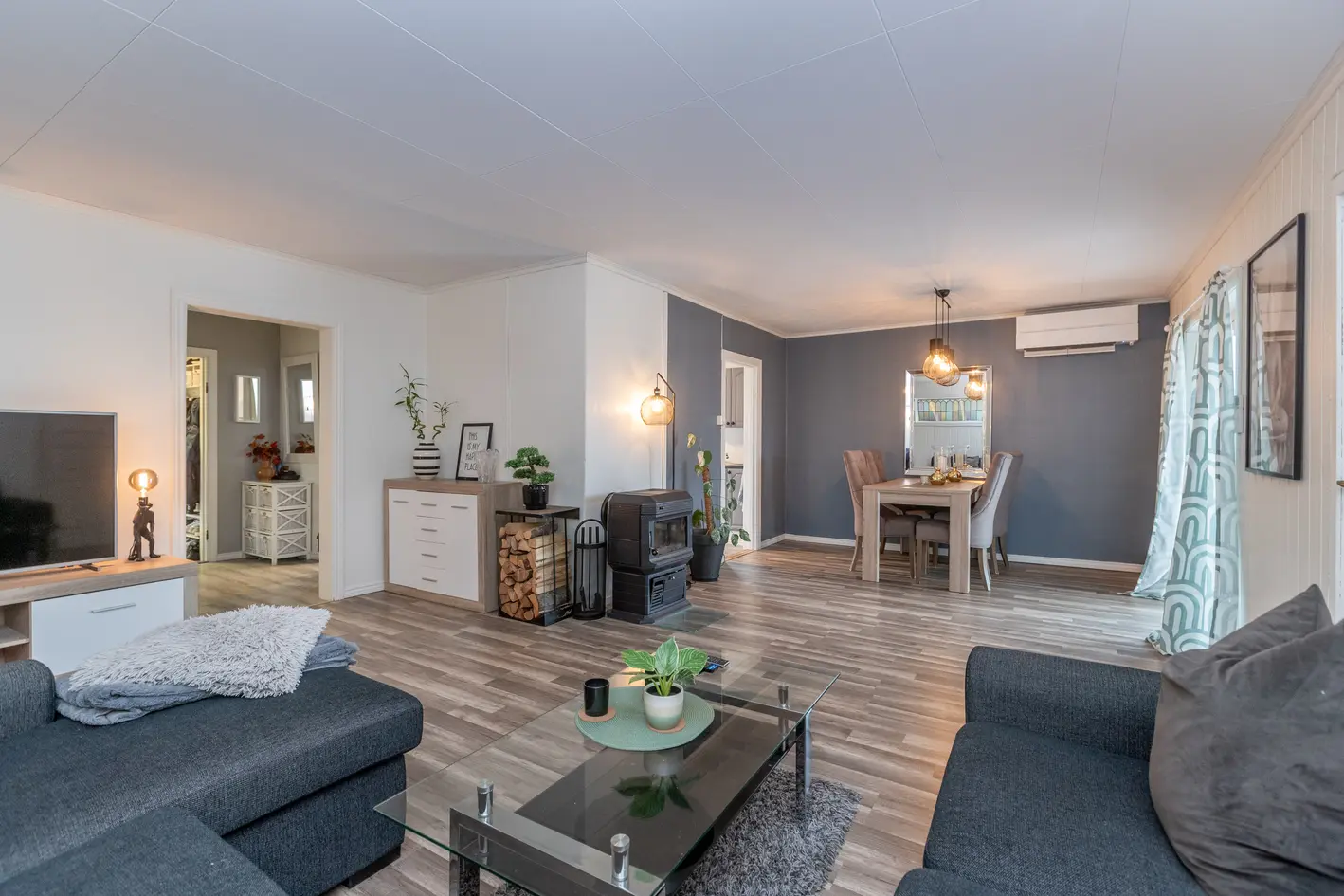 Familiebolig i rolige omgivelser - 3 soverom - Stor hage - Garasje - Gode solforhold! – pohled 6