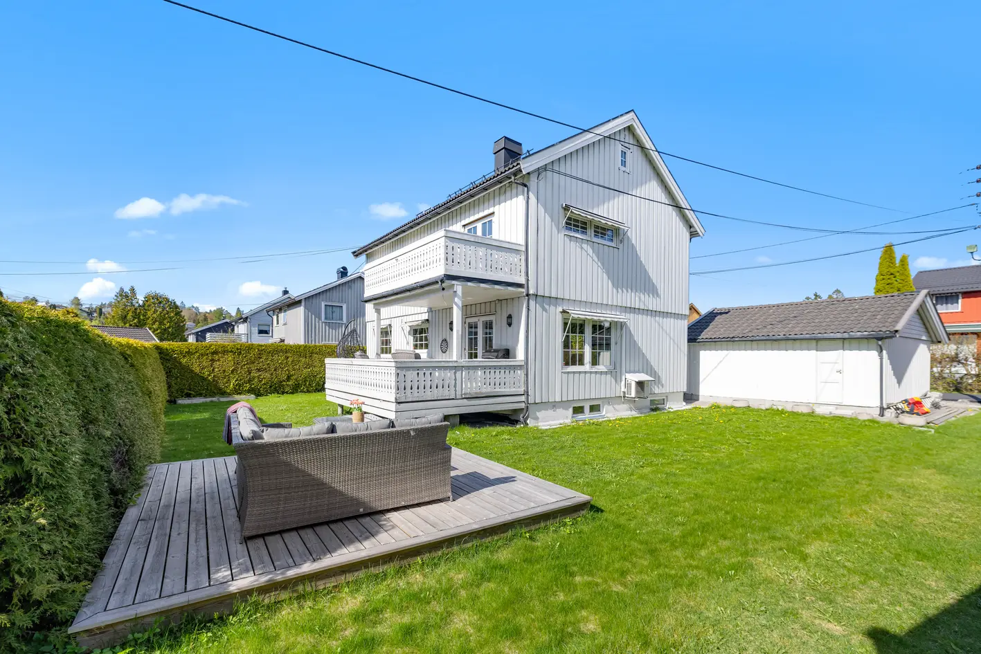 Fjellhamar - Hel, seksjonert tomannsbolig | Dobbelgarasje | Solrike uteplasser | 5 soverom | Egen inngang i kjeller |  photo 4