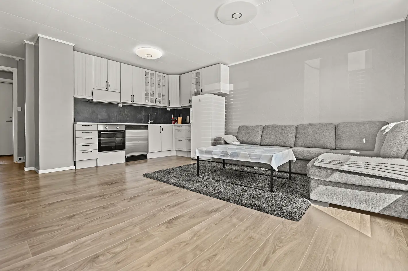 Arealeffektiv og pent modernisert 3-roms leilighet på en flate - Forbeholdt unge mellom 18-35 år - Attraktivt boområde photo 5