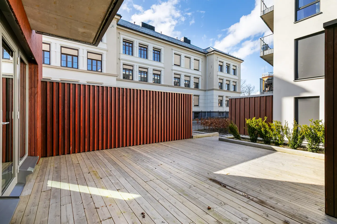 Meget attraktiv 3-roms endeleilighet med over 30 kvm. terrasse. Vannbåren varme. Garasje. Ny i 2025 - flytt rett inn! photo 5