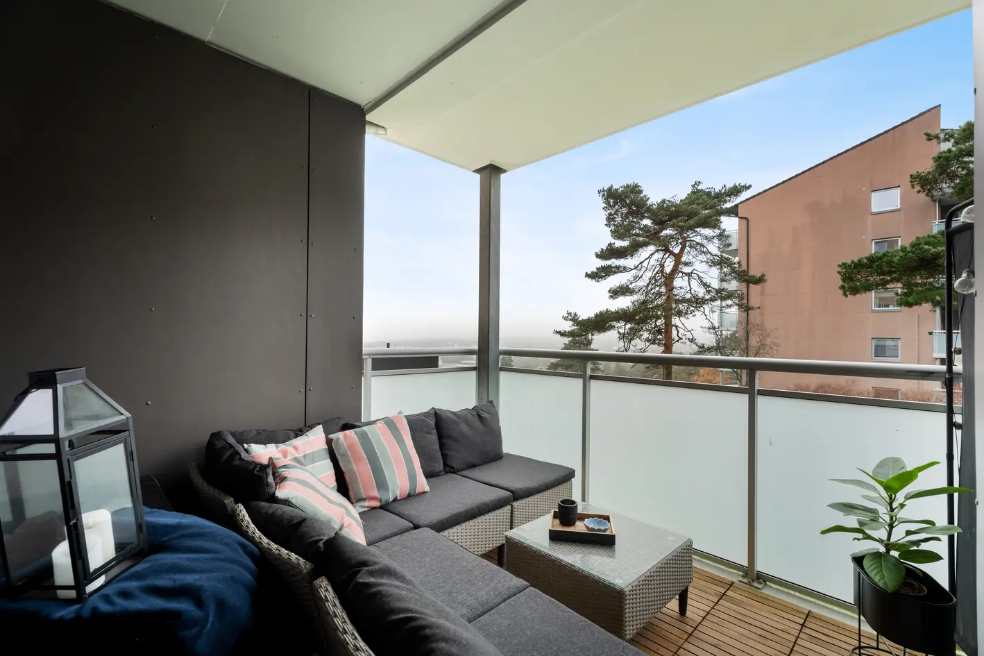 Lys og moderne leilighet i 1. etasje – Sør/vest-vendt balkong - Oppvarming inkl. felleskostnader photo 2
