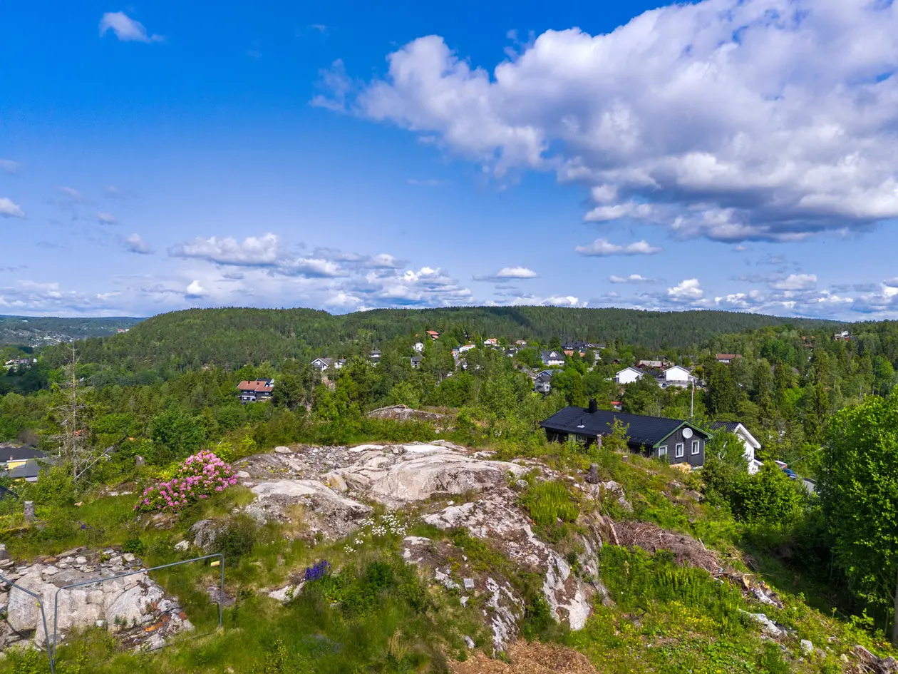 Unik mulighet! Flott enebolig under oppføring med fantastisk utsikt og strålende solforhold. Sett ditt personlige preg. photo 2