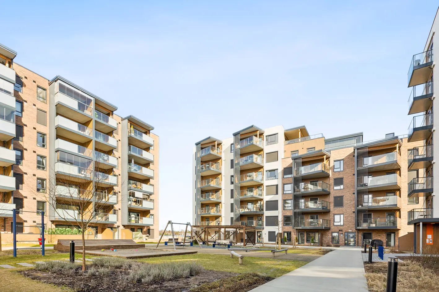 Pen 2-roms selveierleilighet fra 2024 i populære Dampsaga svært sentralt i Jessheim | Balkong 8 m² | Vannbåren varme. - Bilde 3