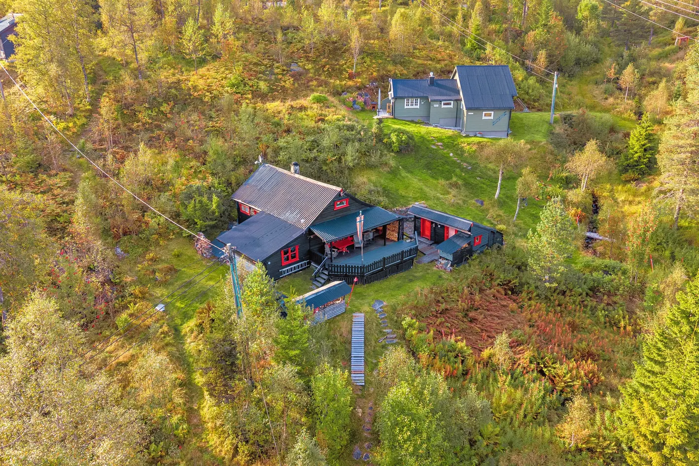 KVAMSKOGEN | Koselig tradisjonsrik hytte med badstue like ved Naf'en med kort vei til Furedalen Alpin - Lav festeavgift!