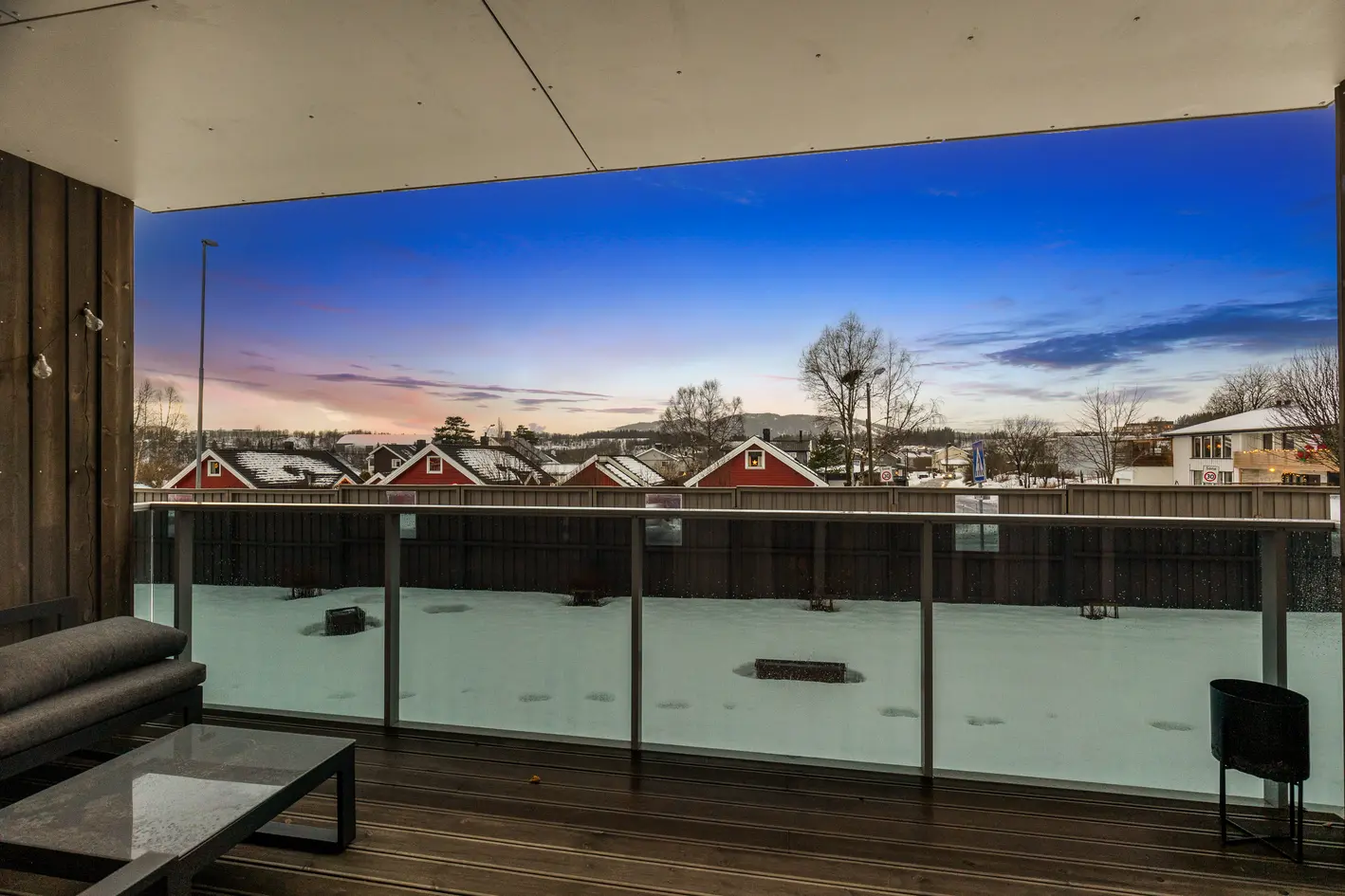 Lekker og stilren 3-roms borettslagsleilighet fra 2019 med god planløsning| Parkeringskjeller, heis og solrik terrasse photo 5