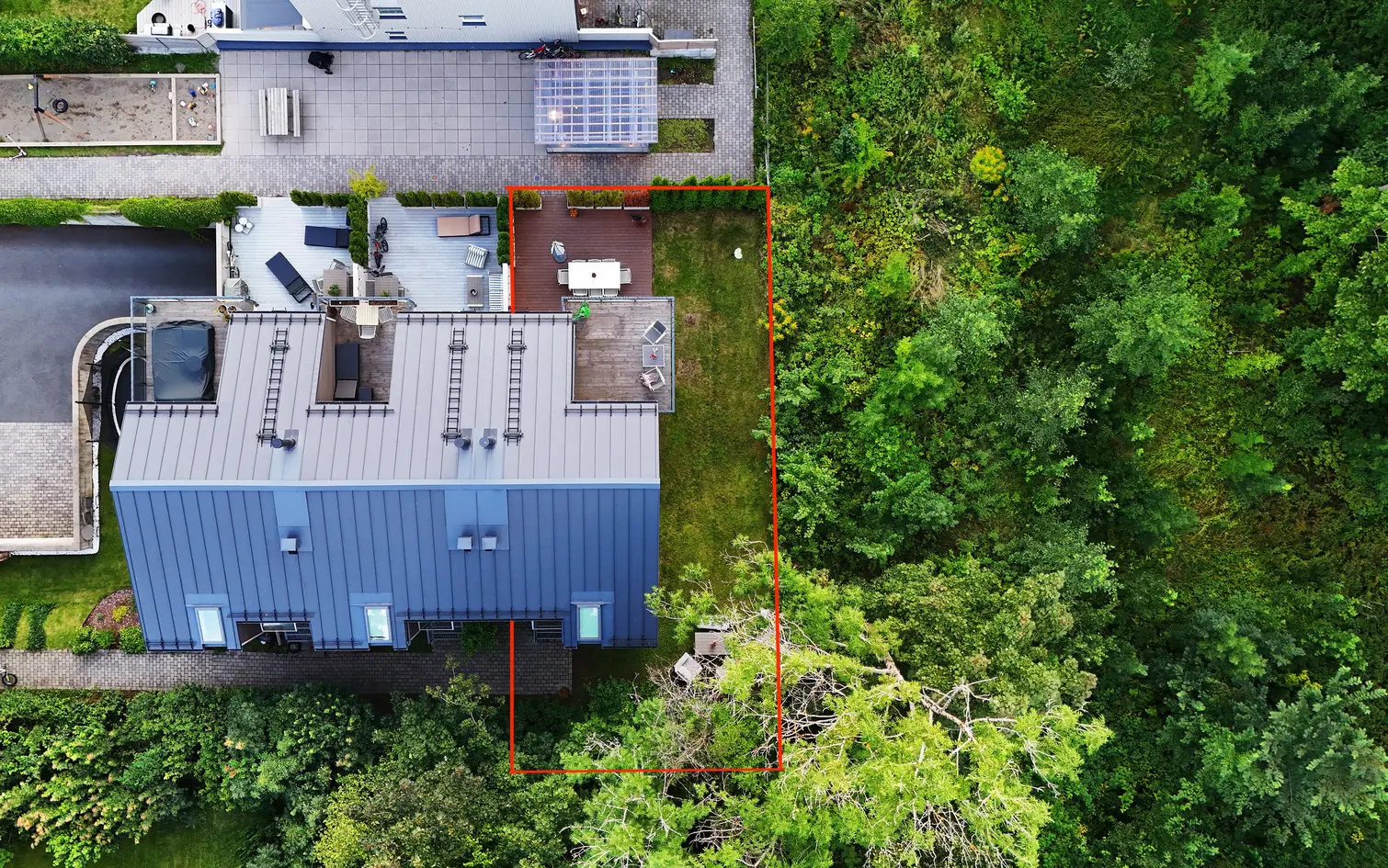 Enderekkehus med solrik hage og takterrasse | Garasje m/lader og direkte adkomst | Bilfri vei til skole og barnehage photo 5