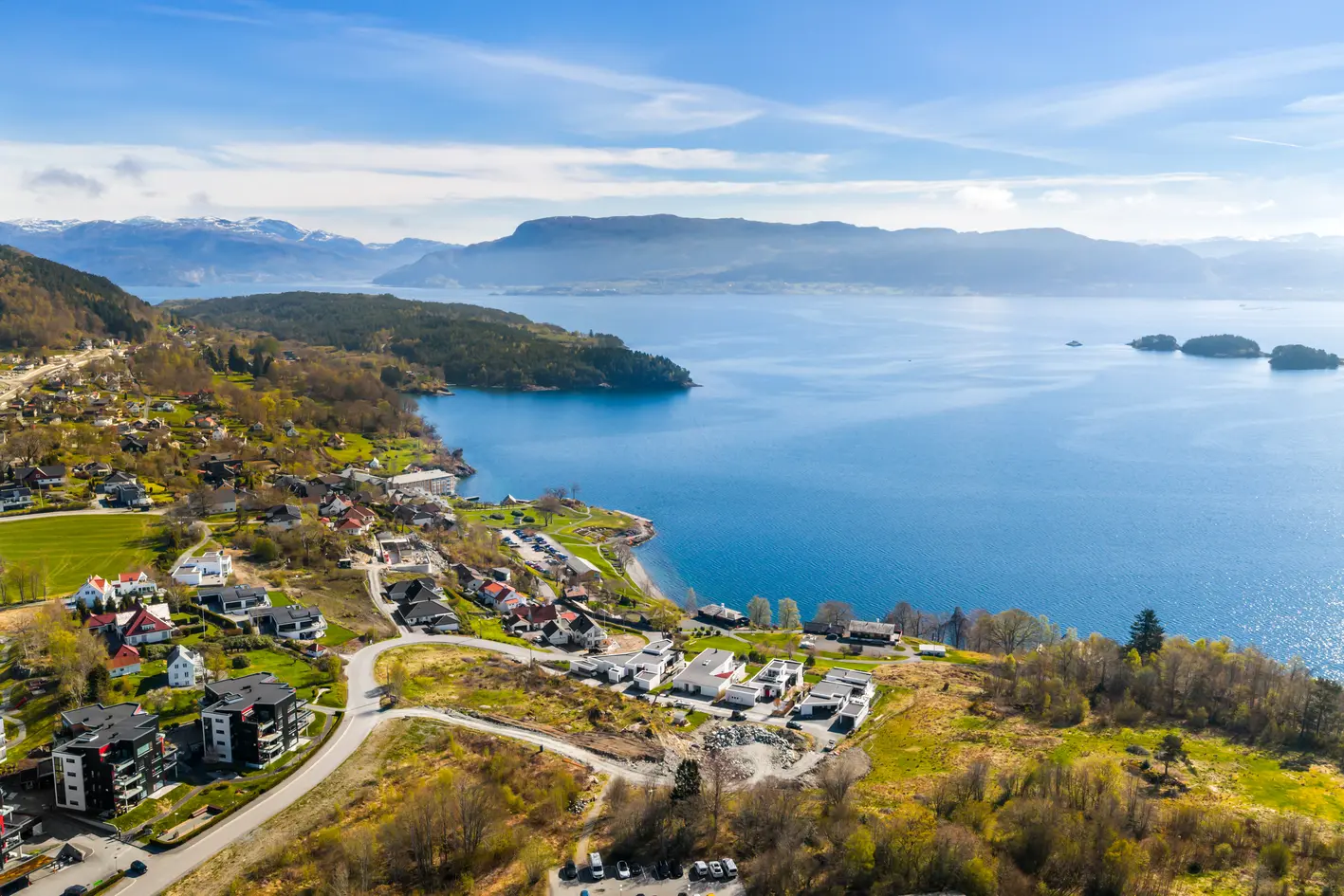 Boligtomt med nydelig beliggenhet på Solstrand – sjelden mulighet. 40%BYA . Kun 2 igjen photo 2