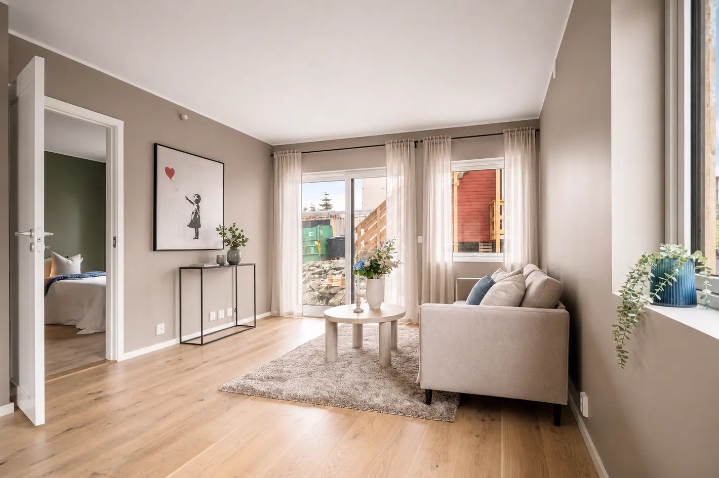 Stor familiebolig over 2 plan | Sørvendt hage | Like ved Horisont | Mulighet for garasjeplass photo 2