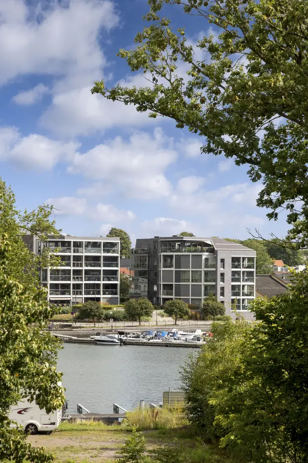 Lys og lekker endeleilighet – høy standard – solrik terrasse – garasjeplass m/ elbillader – sentralt! photo 5
