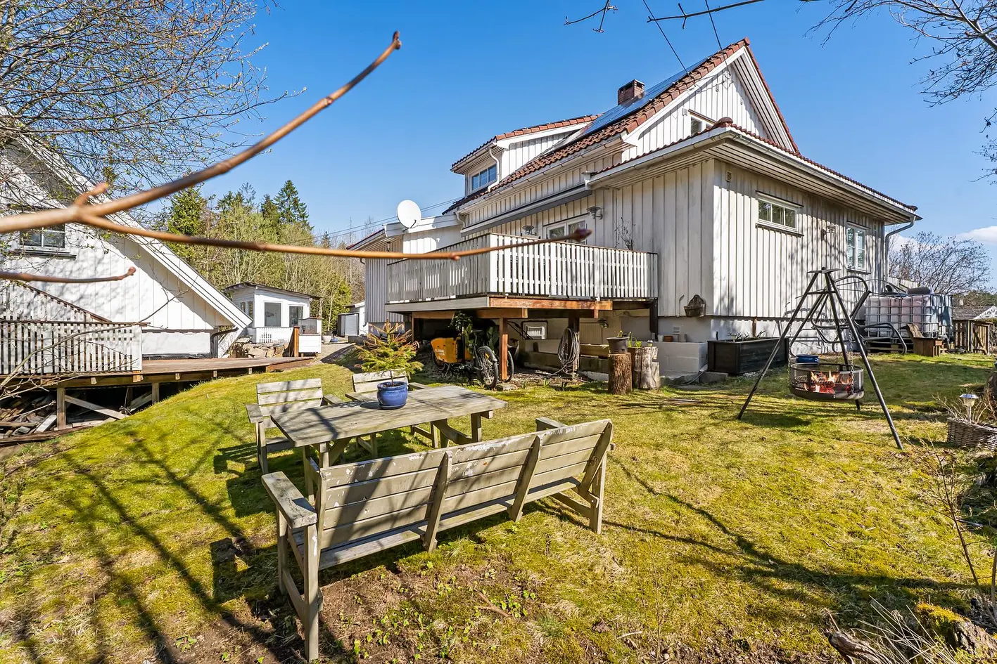 Nesoddtangen|Skjermet enebolig sentralt beliggende | Solceller | Godkjent hybel – kr 10.500/mnd i leieinntekt  photo 4
