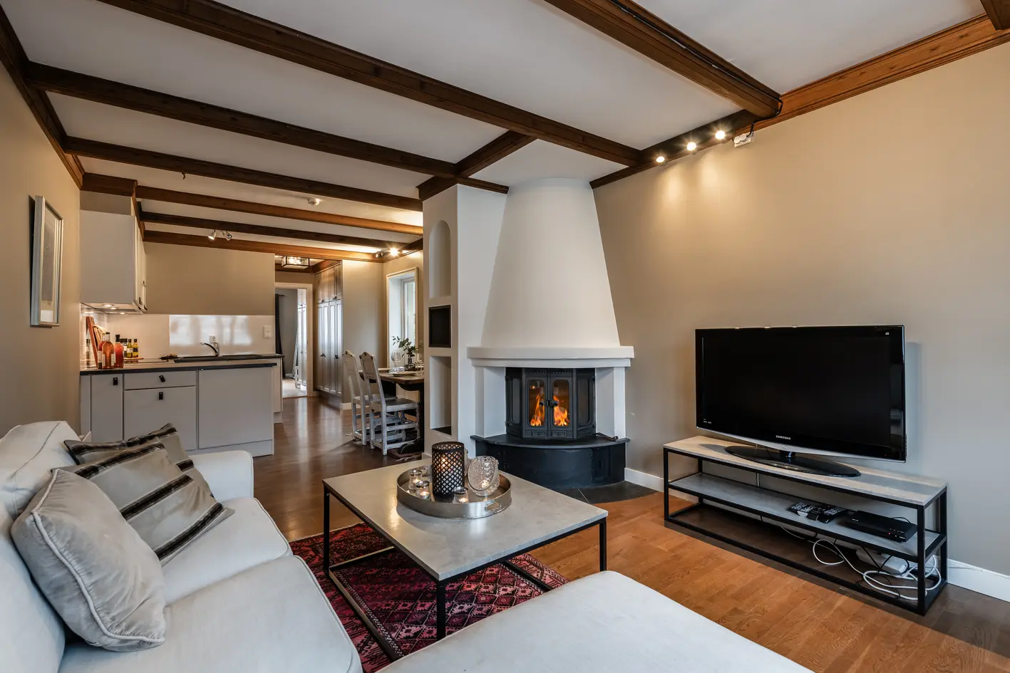Apartament 3 camere, 71 m²
