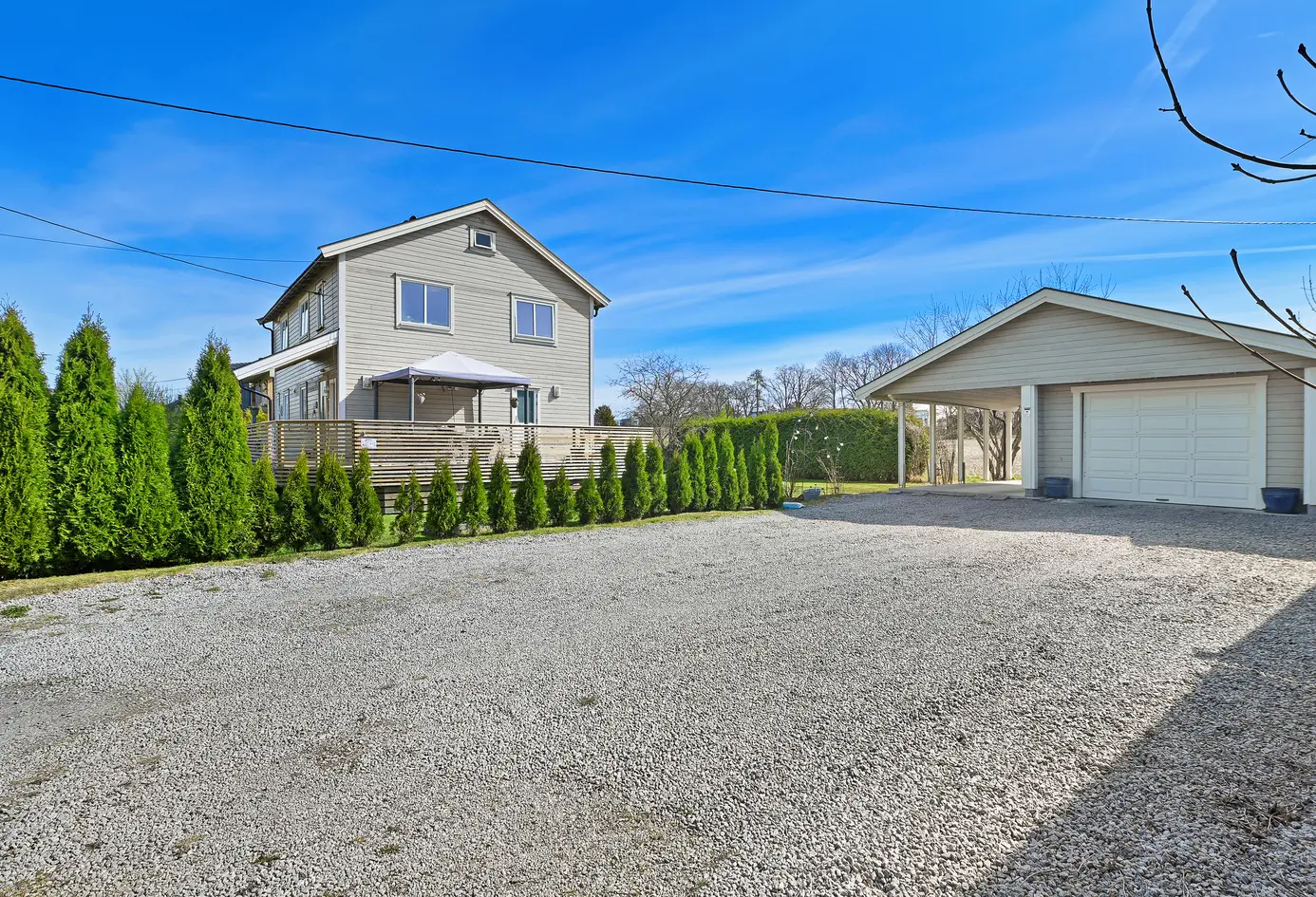 Romslig enebolig med sentral beliggenhet på Hafslund - Garasje og carport photo 3
