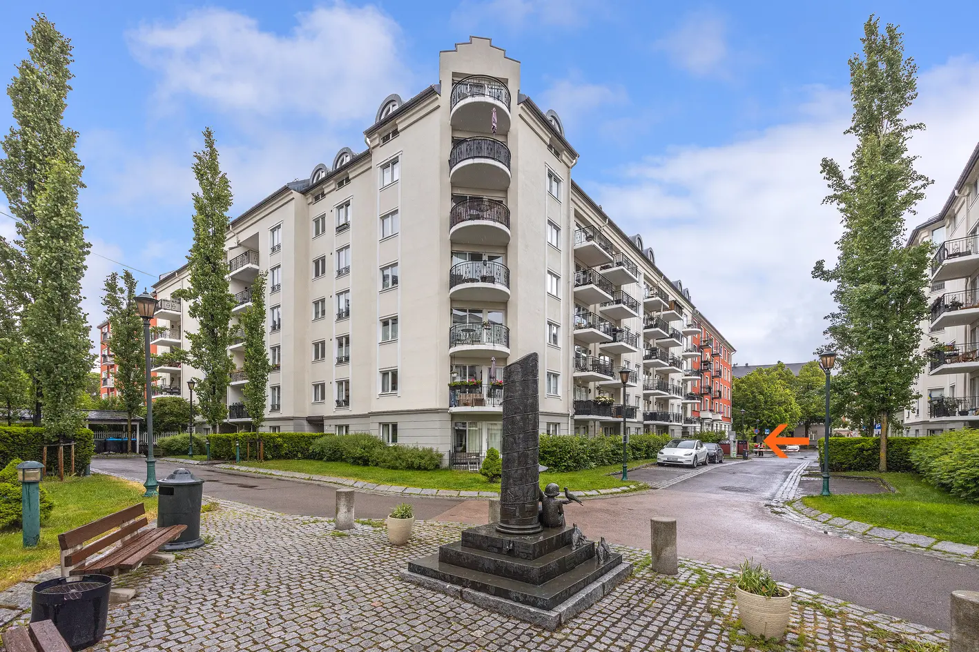 Flott parkeringsplass med elbil-lader i et oppvarmet og lukket garasjeanlegg | Sentralt på Frogner! photo 2