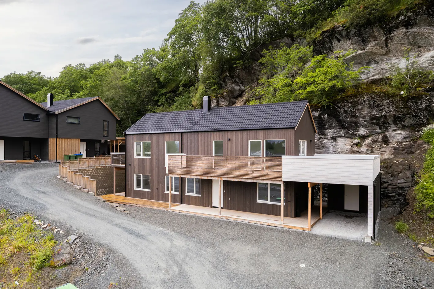 Lekker, nyoppført enebolig med landlig beliggenhet. 4 sov. 2 stuer. 2 bad. Verandaer mot sør og vest. Carport. photo 3