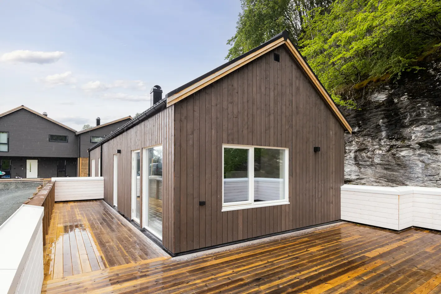 Lekker, nyoppført enebolig med landlig beliggenhet. 4 sov. 2 stuer. 2 bad. Verandaer mot sør og vest. Carport. photo 4