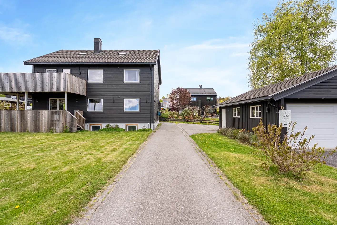 BUD INNKOMMET- Særdeles stor og innholdsrik tomannsbolig – perfekt for å bo selv med utleie eller leie ut bygningsmassen photo 4