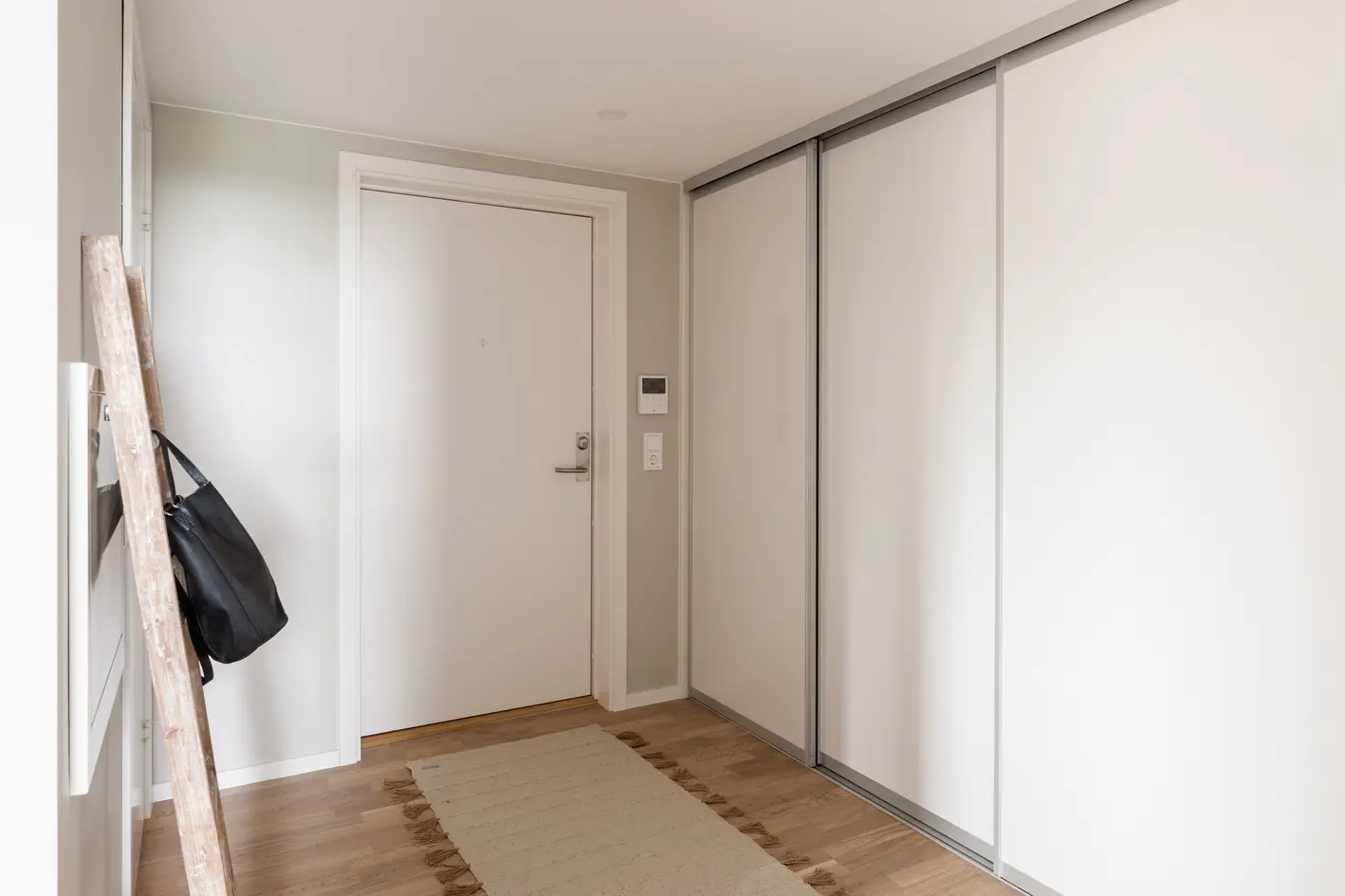 Helt ny og ubrukt 3-roms med god planløsning, moderne innredningsvalg og innglasset balkong. Mulighet for garasje* photo 5