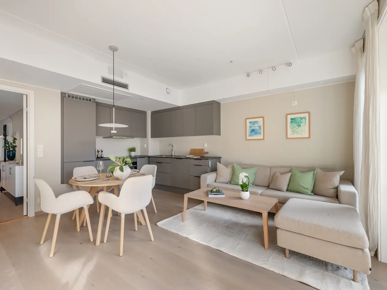 Lekker og gjennomgående 3-roms med vestvendt balkong I Bygg fra 2023 I Fantastisk felles takterrasse I Heisadkomst photo 3