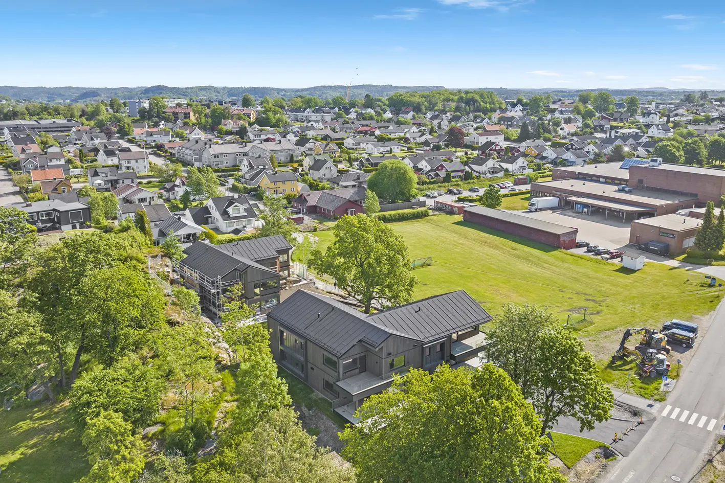 Eksklusiv, ny leilighet med høy standard og praktisk planløsning - 3 soverom - solrik veranda med utsikt - direkte heis photo 3