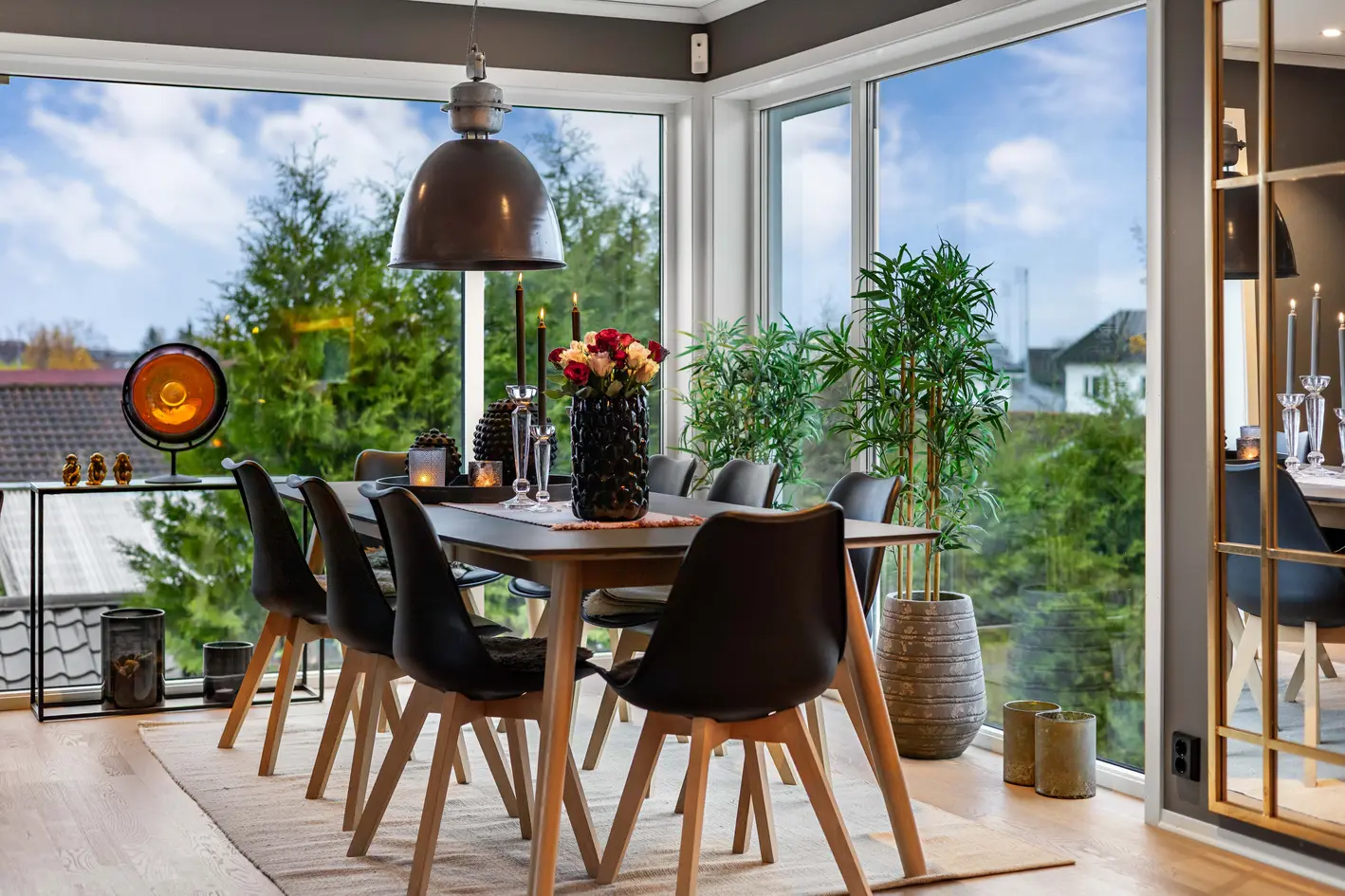 Attraktiv enebolig fra 2019 - Integrert garasje - Solrik hage og uteplasser - 3/4 sov - 2 bad - Sentral og barnevennlig! photo 5