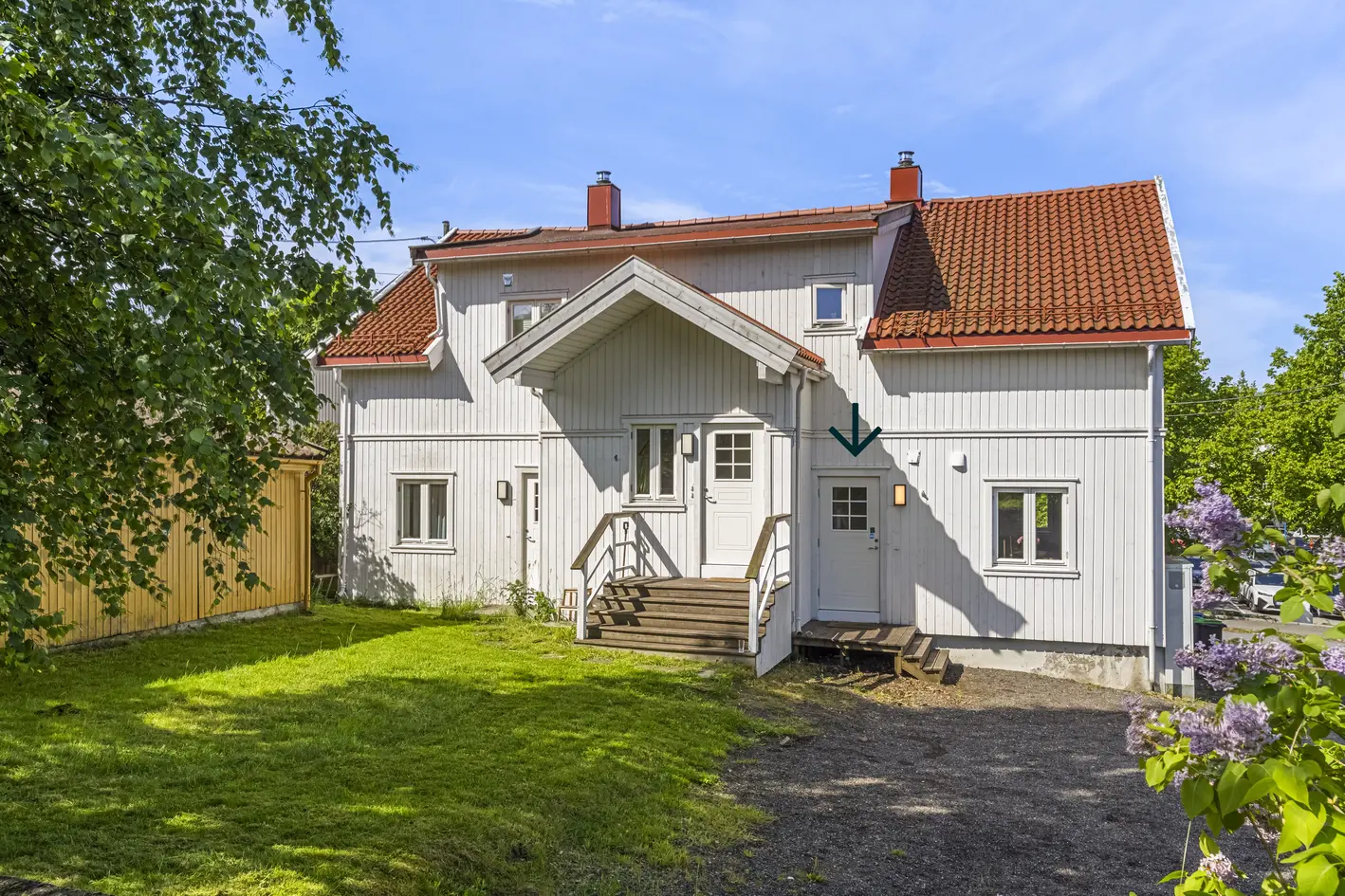 2-roms selveier i sentrum - Oppgradert i perioden 19-26 - Peis, varmepumpe & parkering - Perfekt utleieobjekt!