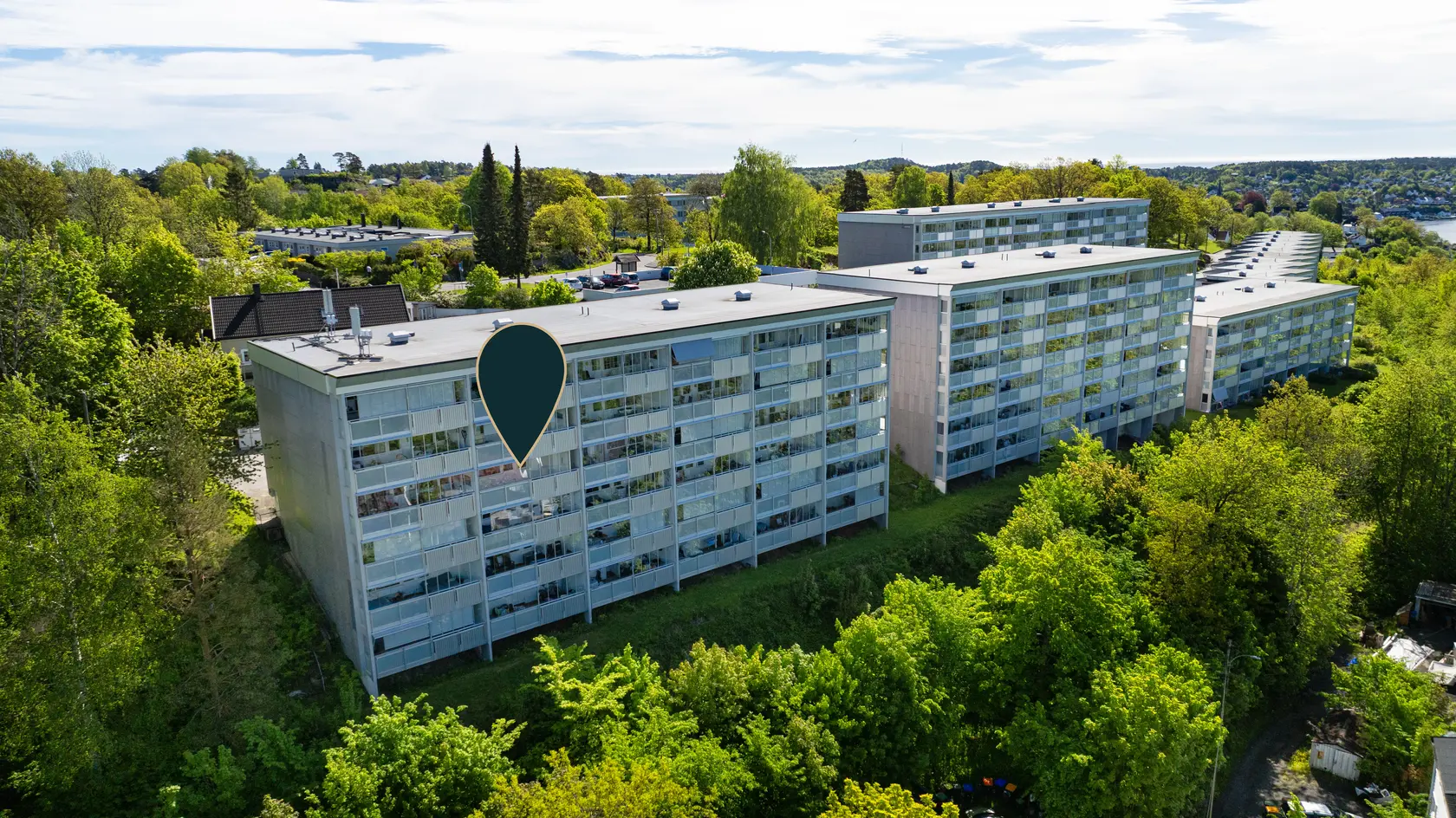 2-roms andelsleilighet - Oppussingsobjekt - Innglasset veranda på 18m² - Usjenert beliggenhet med grønt utsyn - Sentralt - Bilde 3