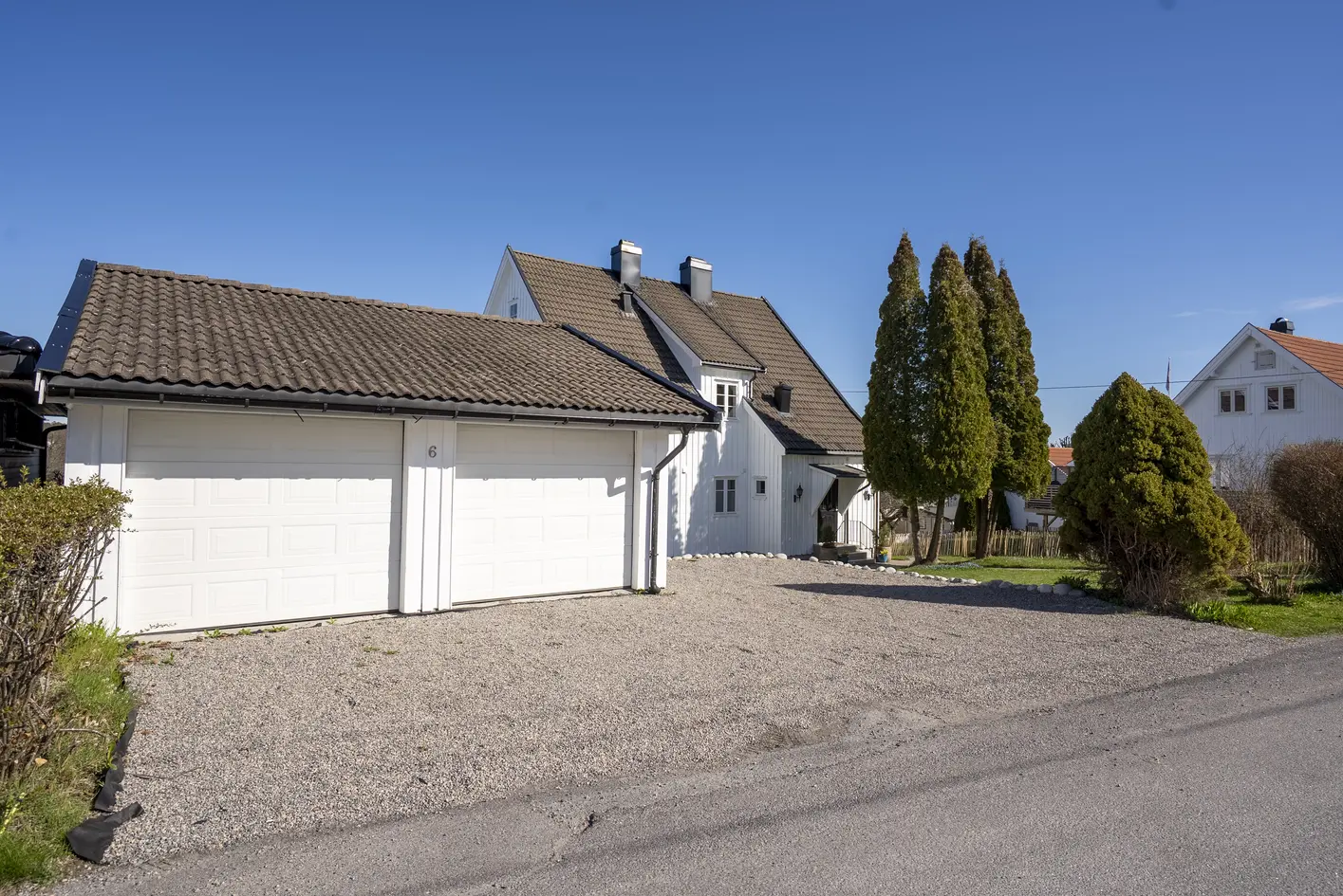 Stor klassisk villa med utleiemulighet nær sentrum | Stort potensial for utvikling av tomt | Dobbelgarasje photo 3