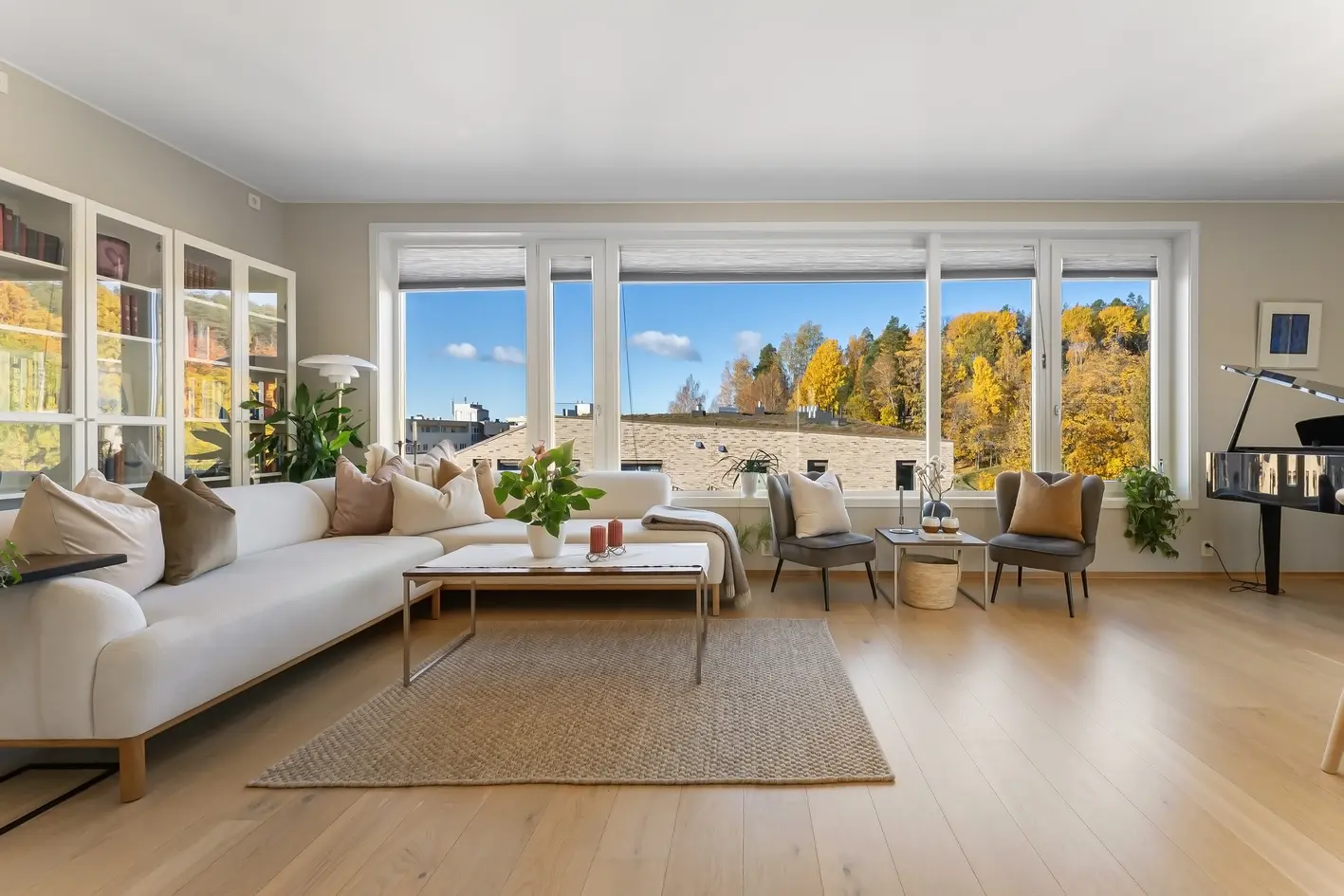Unik 3-roms toppleilighet med vinduer på tre sider - Terrasse på 55kvm - Gode solforhold - - Garasjeplass m/ el-billader photo 5
