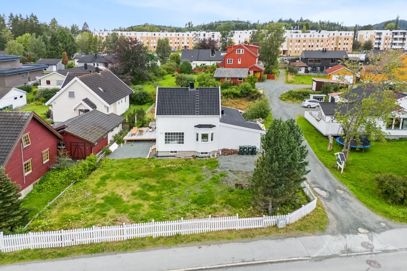 To flate tomter, ingen byggeklausul. Nytt vann- og avløp til tomtegrense. Mulig å kjøpe én.  photo 5
