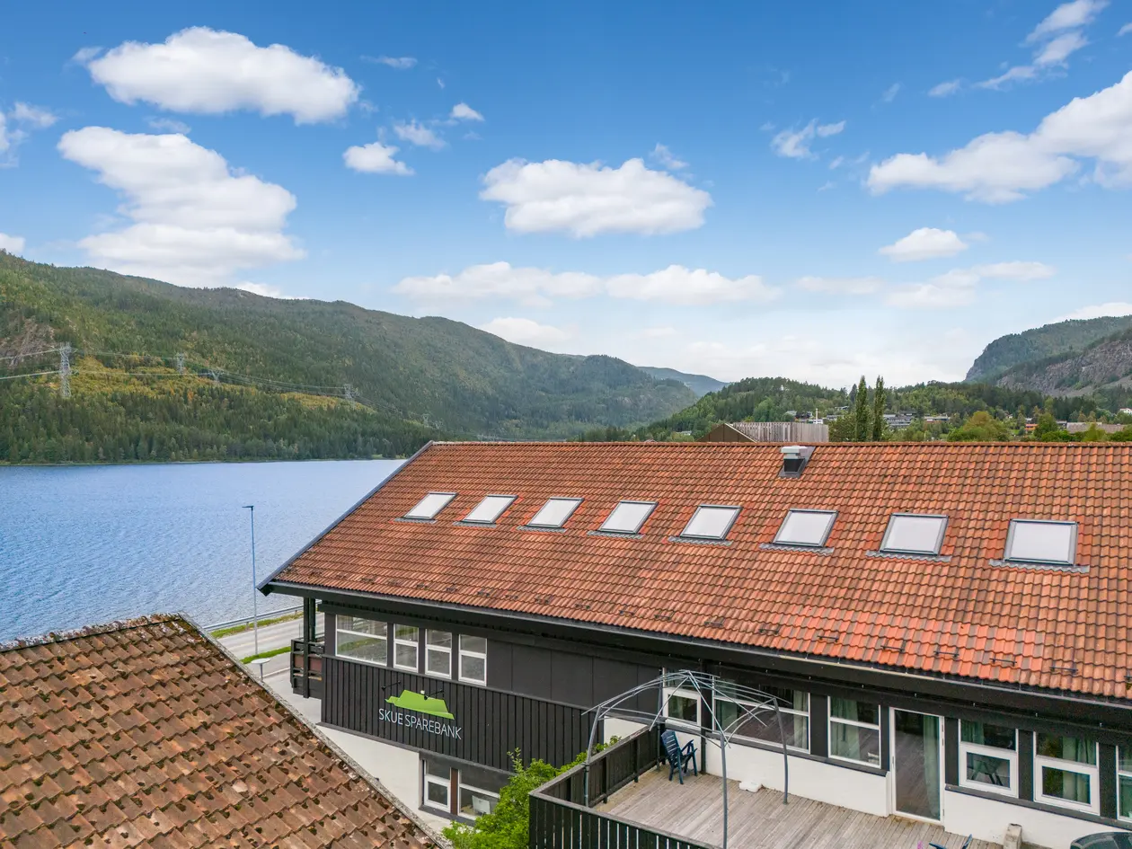 Stor og lys toppleilighet sentralt i Hol - 3 soverom - Flott utsikt og gode solforhold photo 3