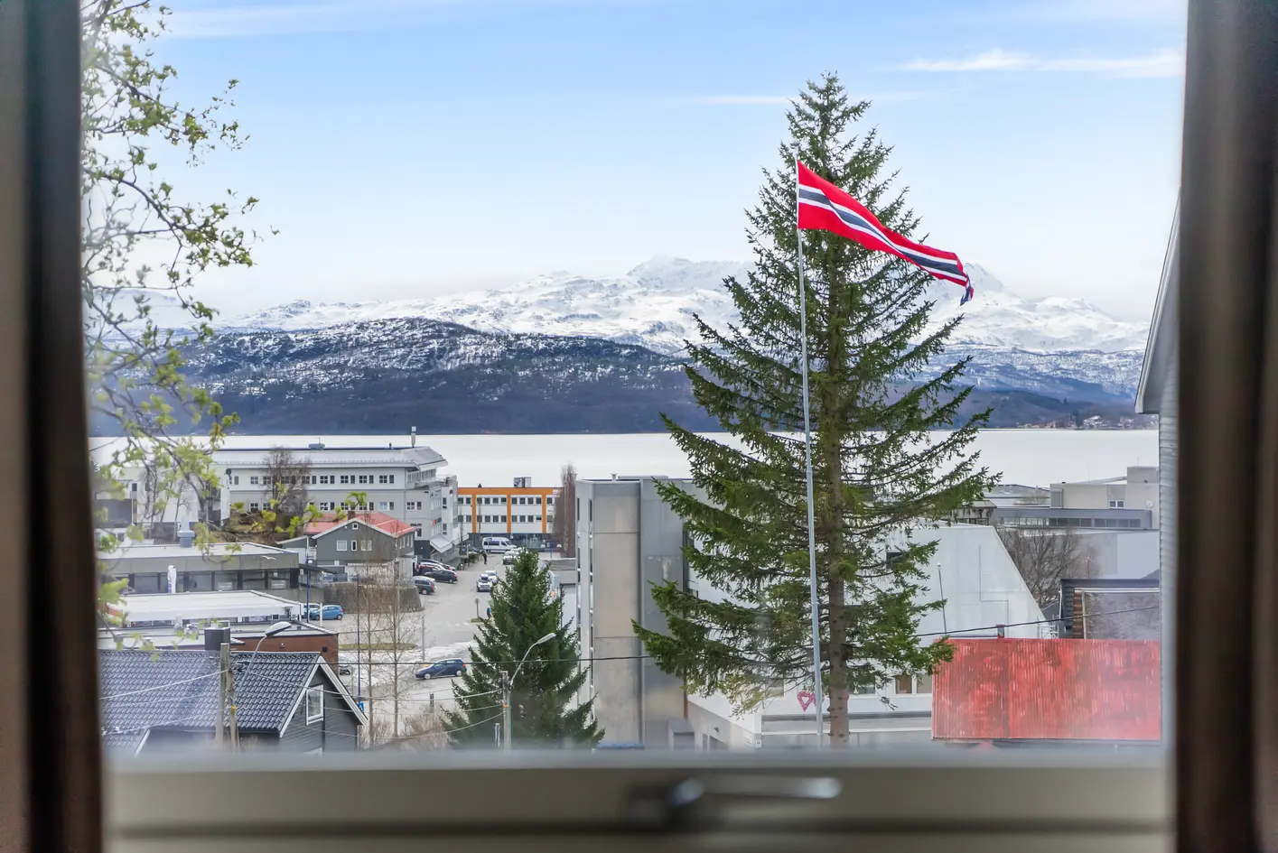 Finnsnes – Lekker enebolig med alt på ett plan sentralt på Finnsnes! Bud mottatt kr 3 450 000! - View 2