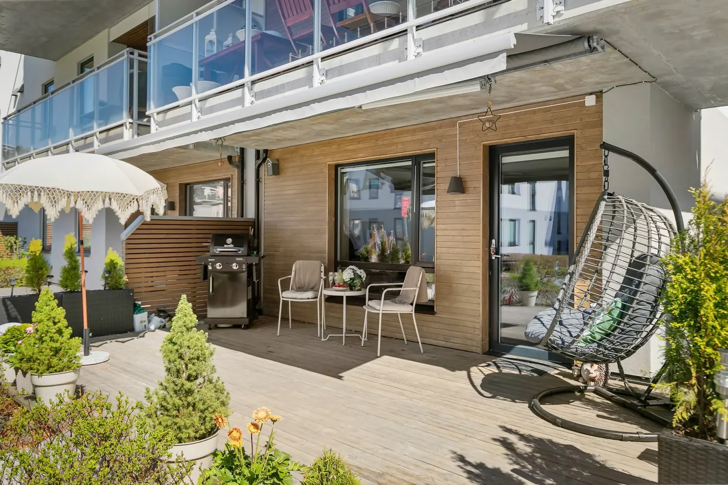 Moderne og arealeffektiv 3-roms selveierleilighet med stor terrasse på ca 24 m² | Garasje og Heis  photo 2