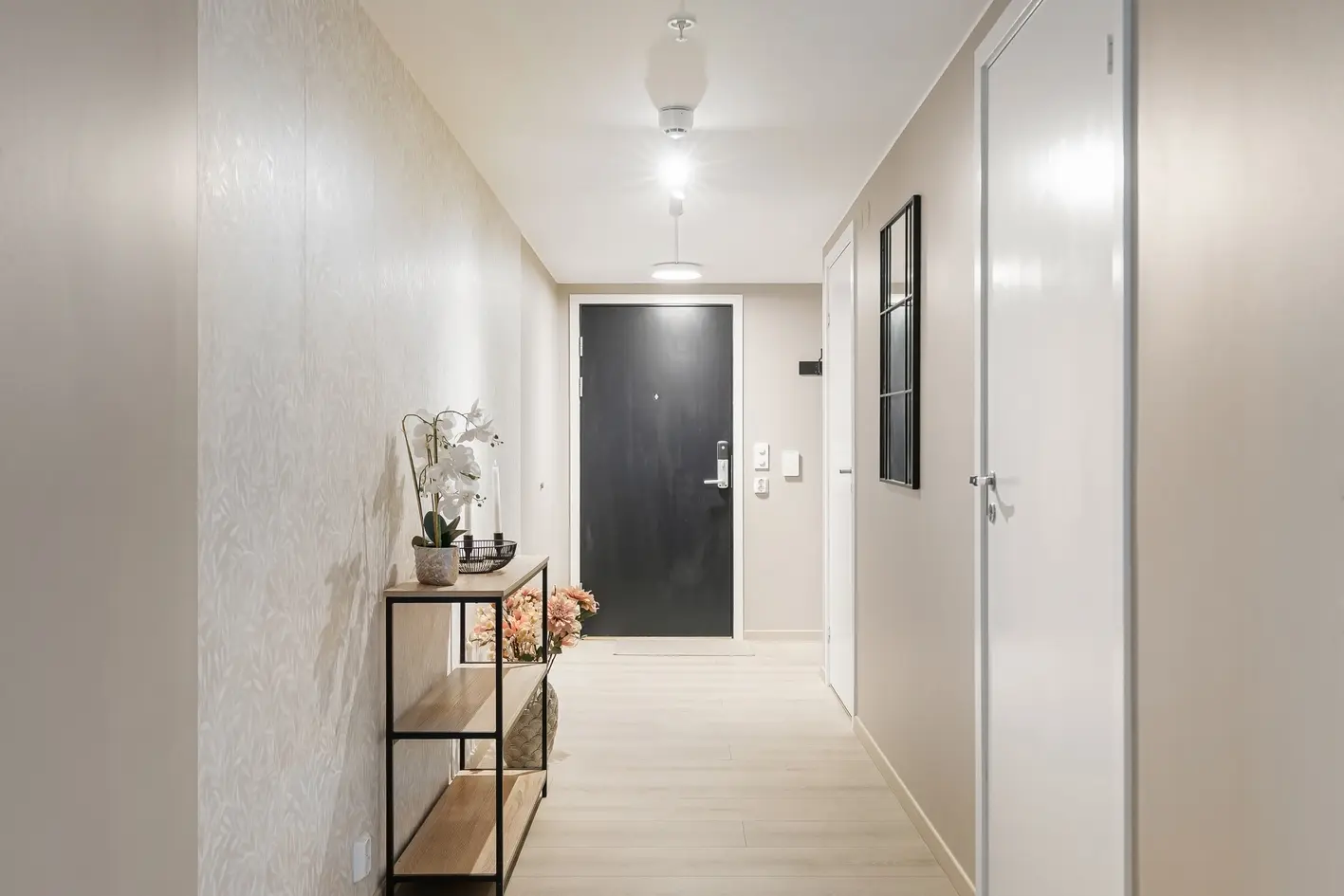 Moderne og arealeffektiv 3-roms selveierleilighet med stor terrasse på ca 24 m² | Garasje og Heis  photo 4