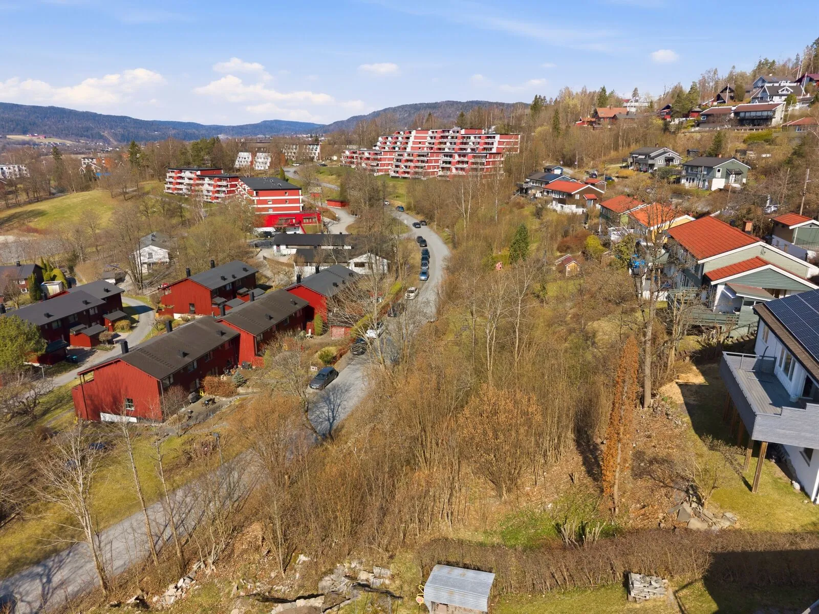 Leilighet – kolsås - Flere